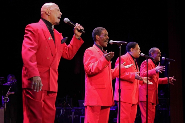 Photo Flash: Gateway Playhouse's SMOKEY JOE'S CAFE Image