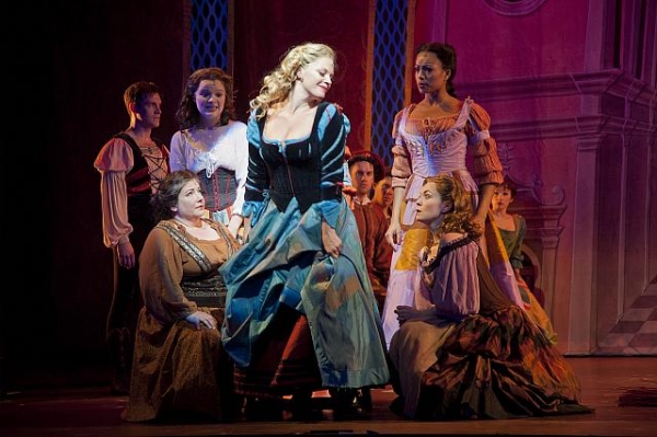 Photo Flash: First Look at Elizabeth Stanley, Paul Anthony Stewart & More in Barrington Stage Company's KISS ME KATE Image