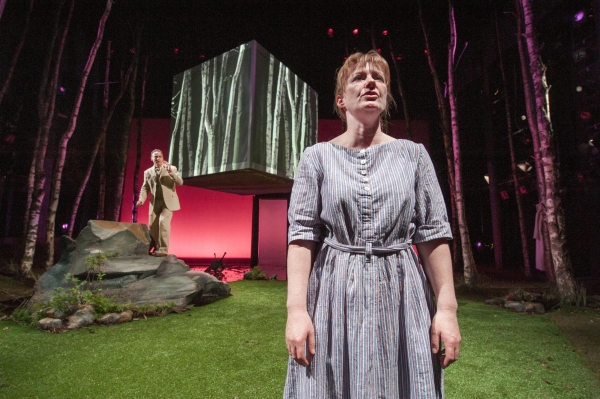 Photo Flash: First Look at Birmingham Repertory Theatre's WOMAN IN MIND, Opening Tonight 