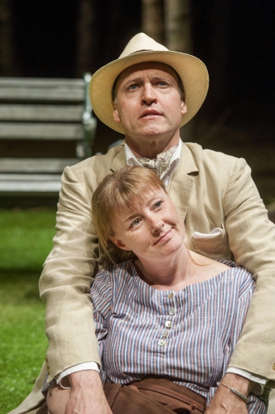 Photo Flash: First Look at Birmingham Repertory Theatre's WOMAN IN MIND, Opening Tonight Image