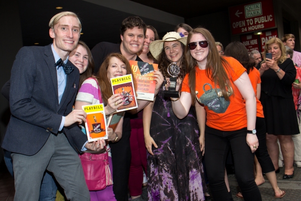 Photo Coverage: GENTLEMAN'S GUIDE Brings Tony Award Home to Walter Kerr Theatre Image