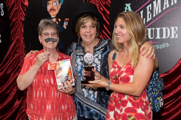 Photo Coverage: GENTLEMAN'S GUIDE Brings Tony Award Home to Walter Kerr Theatre Image