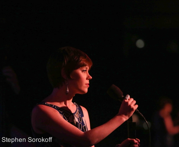 Photo Coverage: Carole J. Bufford Brings SHADES OF BLUE to the Metropolitan Room 
