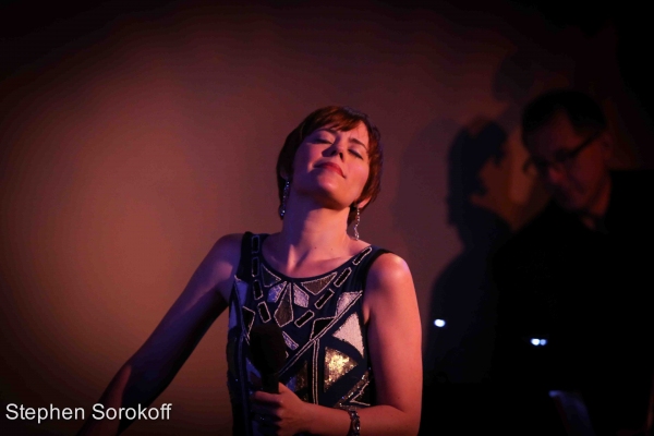 Photo Coverage: Carole J. Bufford Brings SHADES OF BLUE to the Metropolitan Room Image