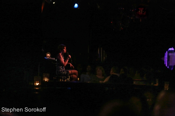 Photo Coverage: Carole J. Bufford Brings SHADES OF BLUE to the Metropolitan Room Image