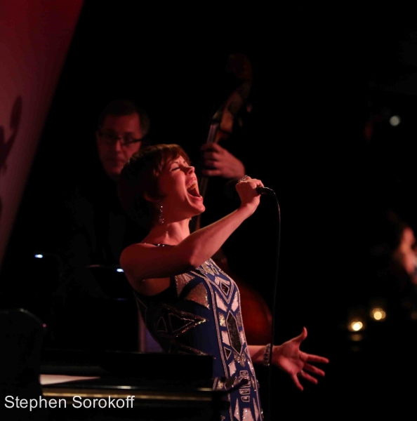 Photo Coverage: Carole J. Bufford Brings SHADES OF BLUE to the Metropolitan Room Image