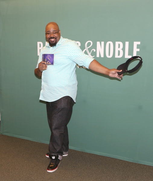 Photo Coverage: Inside the ALADDIN CD Signing Image