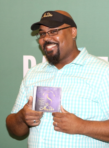 Photo Coverage: Inside the ALADDIN CD Signing Image