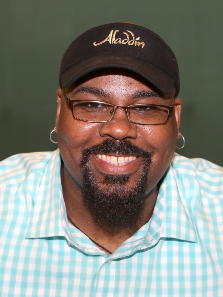 Photo Coverage: Inside the ALADDIN CD Signing Image