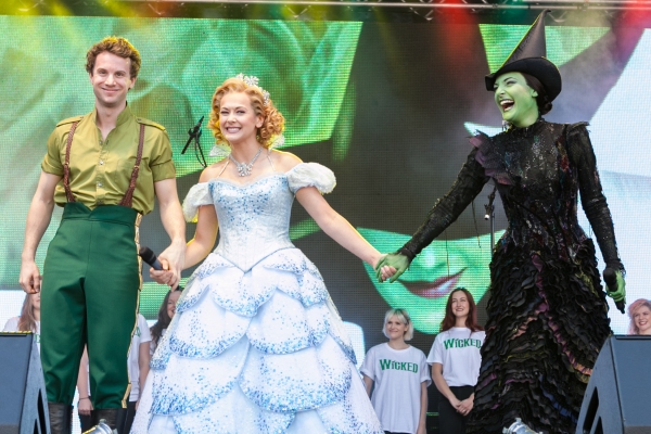 Photo Coverage: WEST END LIVE! WICKED, LES MIS, MISS SAIGON And More! Image
