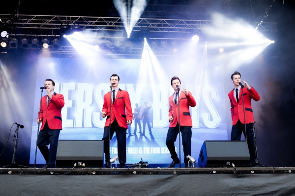 Photo Coverage: WEST END LIVE! WICKED, LES MIS, MISS SAIGON And More! Image