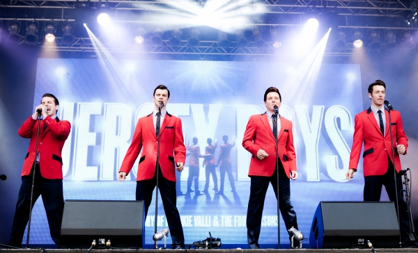 Photo Coverage: WEST END LIVE! WICKED, LES MIS, MISS SAIGON And More! Image