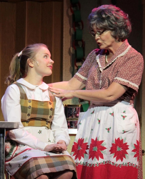 Photo Flash: First Look at CHURCH BASEMENT LADIES at Beef & Boards Dinner Theatre Image