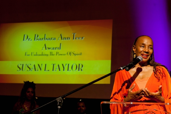 Photo Flash: National Black Theatre Celebrates 2014 Spirit Awards Gala 