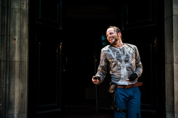 Photo Flash: First Look at David Hywel Baynes and More in Iris Theatre's RICHARD III 