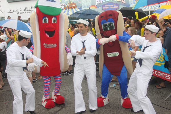 Exclusive Photo Coverage: ON THE TOWN Stars Perform at Nathan's Fourth of July Hot Dog Eating Contest!  Image