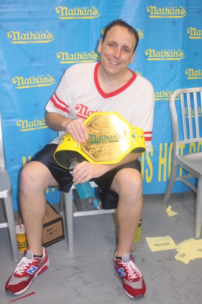 Exclusive Photo Coverage: ON THE TOWN Stars Perform at Nathan's Fourth of July Hot Dog Eating Contest!  Image