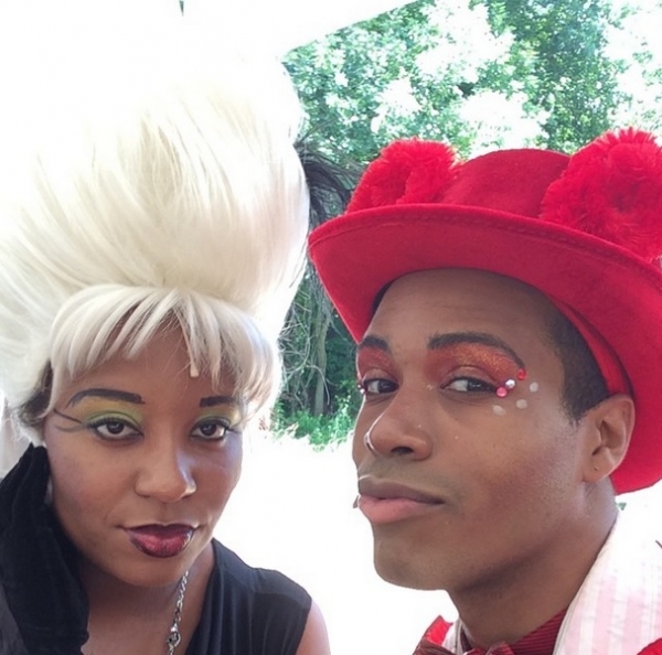 Photo Flash: Saturday Intermission Pics, July 5- BULLETS, CINDERELLA, NEWSIES and More Lounge Post-Holiday Image