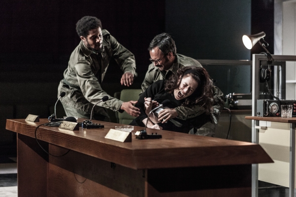 Photo Flash: First Look at Martin Freeman and More in RICHARD III at Trafalgar Transformed Image