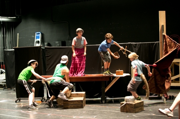 Photo Flash: A.R.T.'s FINDING NEVERLAND - Full Rehearsal Shots! Image