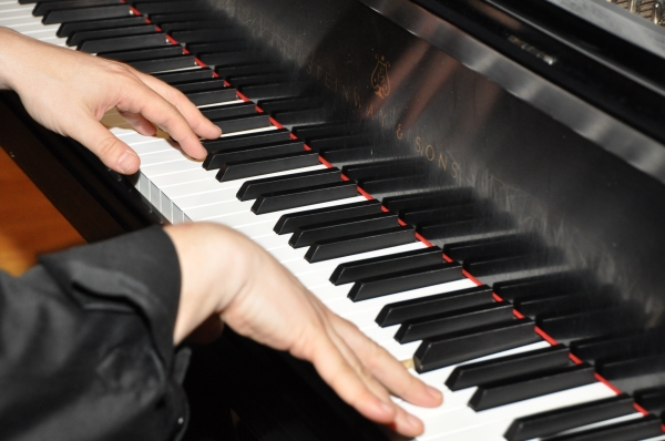 Photo Coverage: First Look at Hershey Felder in MAESTRO BERNSTEIN Image