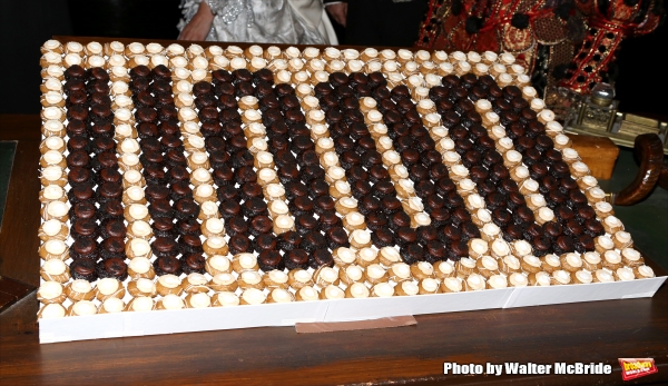 Photo Coverage: Norm Lewis, Sierra Boggess & THE PHANTOM OF THE OPERA Cast Celebrate 11,000 Backstage!  Image