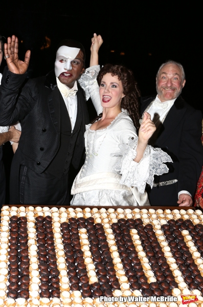 Photo Coverage: Norm Lewis, Sierra Boggess & THE PHANTOM OF THE OPERA Cast Celebrate 11,000 Backstage!  Image