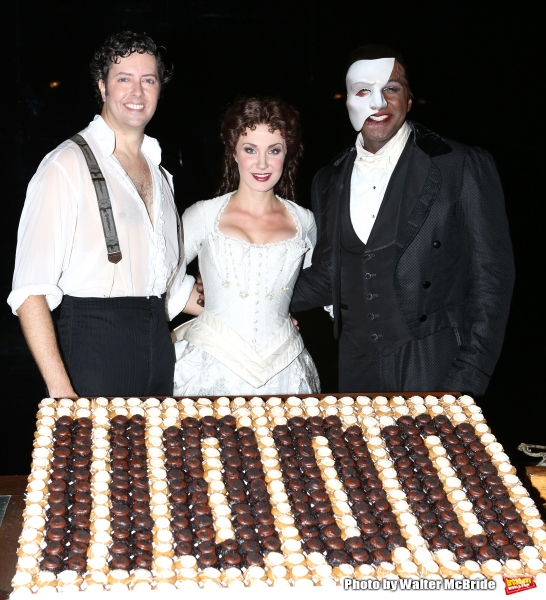 Photo Coverage: Norm Lewis, Sierra Boggess & THE PHANTOM OF THE OPERA Cast Celebrate 11,000 Backstage!  Image
