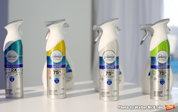Photo Coverage: GLEE's Jane Lynch Launches 'Noseblindness' Campaign with Febreze Image