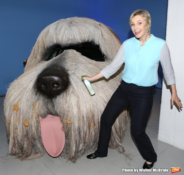 Photo Coverage: GLEE's Jane Lynch Launches 'Noseblindness' Campaign with Febreze 