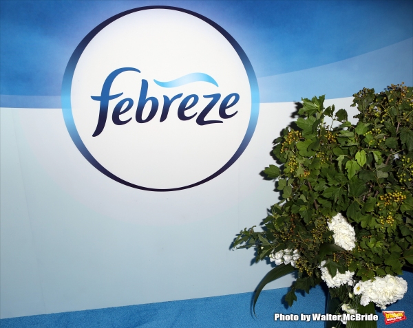 Photo Coverage: GLEE's Jane Lynch Launches 'Noseblindness' Campaign with Febreze Image