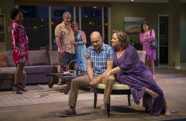 Photo Flash: First Look at THE QUALMS at Steppenwolf Theatre Image