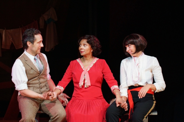 Photo Flash: Here She Is World! New Production Shots from Connecticut Rep's GYPSY with Leslie Uggams & More! 
