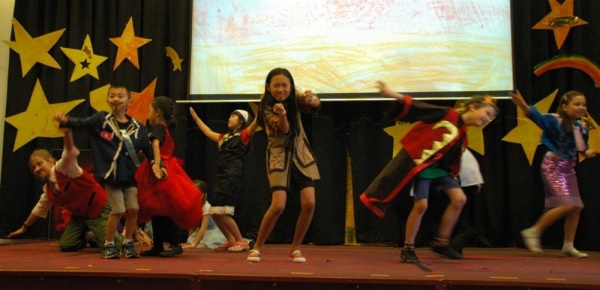 Photo Flash: Beijing Playhouse Academy of Performing Arts' LITTLE PRINCE Image