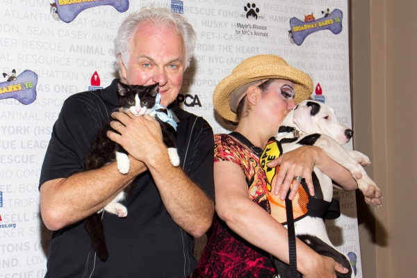 Photo Coverage: The Stars Arrive at Broadway Barks 16, Part Two Image