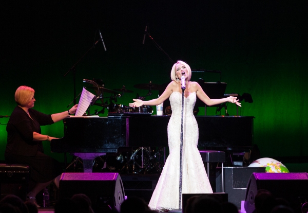 Photo Coverage: Exclusive! Kristin Chenoweth In Concert At The Royal Albert Hall! Image