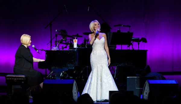 Photo Coverage: Exclusive! Kristin Chenoweth In Concert At The Royal Albert Hall! Image