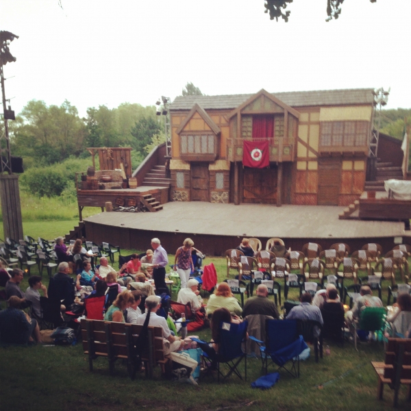 Photo Flash: First Folio Celebrates MERRY WIVES OF WINDSOR Opening Image