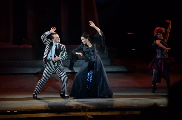 Photo Flash: First Look at Rob McClure, Jenny Powers and More in The Muny's ADDAMS FAMILY Image