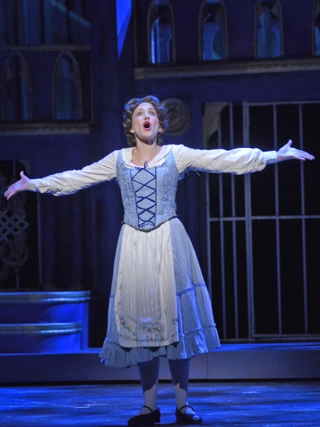Photo Flash: First Look at Gwen Hollander, Garrett Marshall and More in Musical Theatre West's BEAUTY AND THE BEAST Starring Image