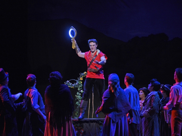 Photo Flash: First Look at Gwen Hollander, Garrett Marshall and More in Musical Theatre West's BEAUTY AND THE BEAST Starring Image