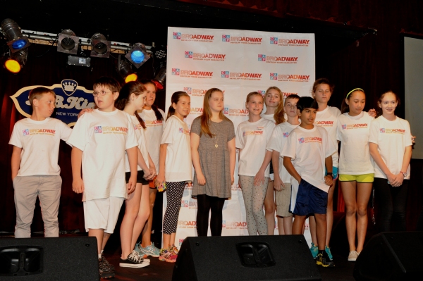 Photo Coverage: VIOLET's Emma Howard Meets with Camp Broadway Kids Image