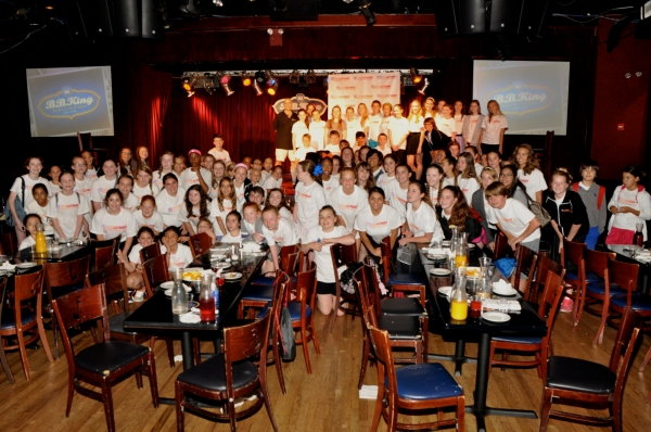 Photo Coverage: VIOLET's Emma Howard Meets with Camp Broadway Kids Image