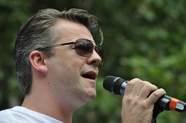 Photo Coverage: Casts of LES MISERABLES, PIPPIN & More Belt It Out at BROADWAY IN BRYANT PARK!  Image