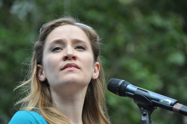 Photo Coverage: Casts of LES MISERABLES, PIPPIN & More Belt It Out at BROADWAY IN BRYANT PARK! 