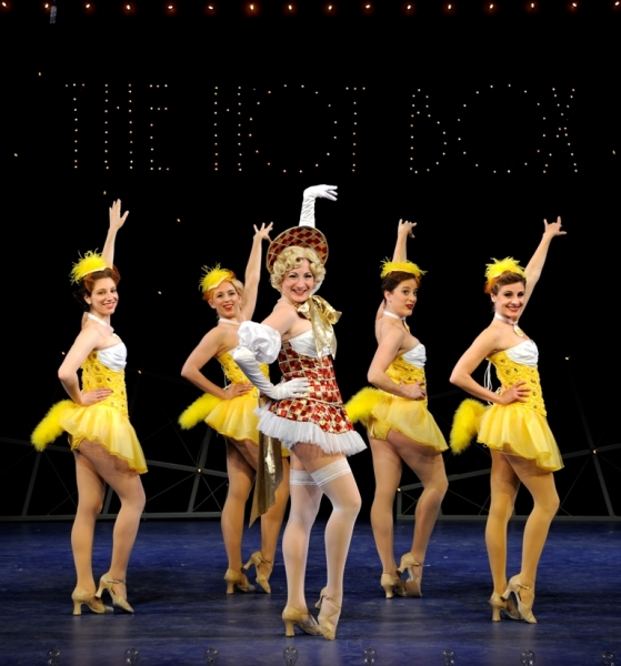 Photo Flash: Ocean State Theatre's GUYS AND DOLLS, Now Playing Image