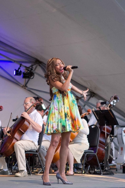 Photo Flash: N'Kenge Joins Indianapolis Symphony for 'CLASSIC FM' Concert 