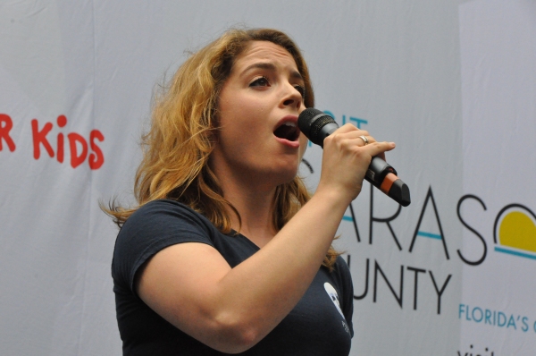 Photo Coverage: Casts of BULLETS, CINDERELLA, PHANTOM & More Visit BROADWAY IN BRYANT PARK! Image