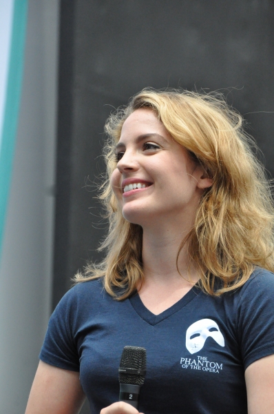 Photo Coverage: Casts of BULLETS, CINDERELLA, PHANTOM & More Visit BROADWAY IN BRYANT PARK! Image