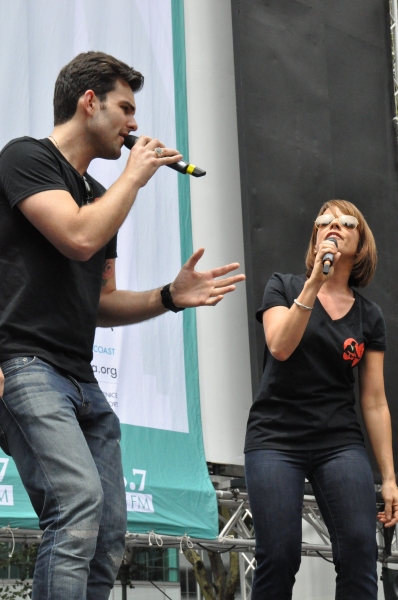 Photo Coverage: Casts of BULLETS, CINDERELLA, PHANTOM & More Visit BROADWAY IN BRYANT PARK! Image
